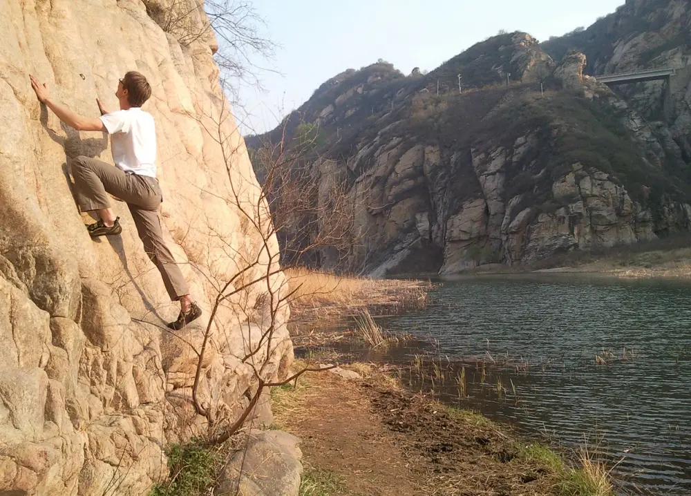 White-River-rock-climbing